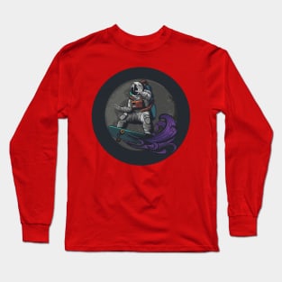 Astronaut skating Long Sleeve T-Shirt